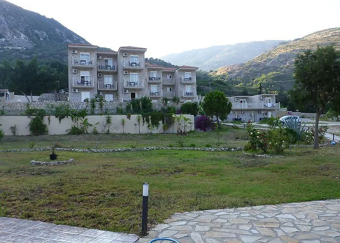 Pacifae Golden Village Szálloda 3*