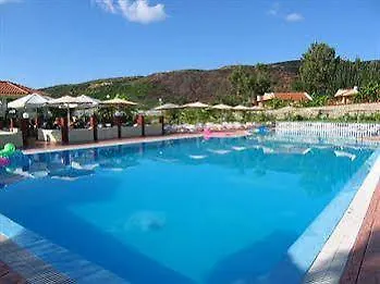 Pacifae Golden Village 3* קאטליוס