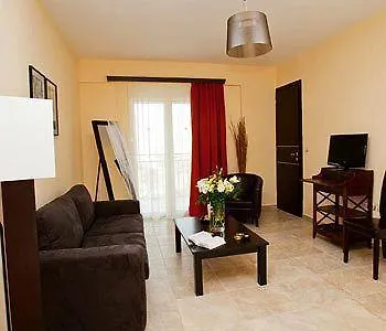 מלון Pacifae Golden Village 3*