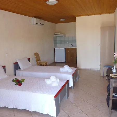 מלון Pacifae Golden Village 3*